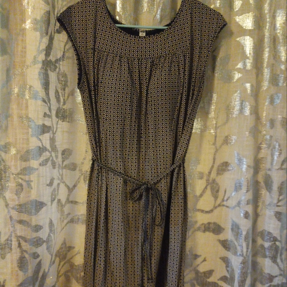 Cute, soft comfortable dress, sz lg